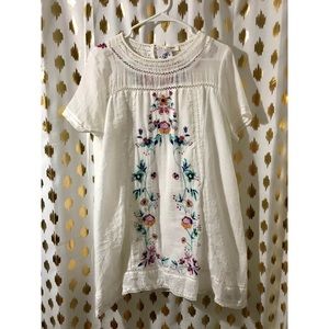 White dress w/ gorgeous detailing!